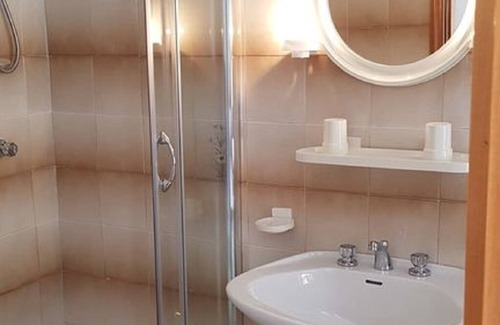 Fuscaldo Apartment | Panoramic apartment in villa 300 meters from the sea, private garden with sea view