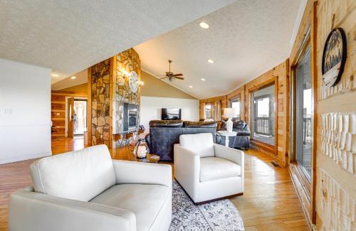 Newport House | Panoramic Mtn Views Spacious Tennessee Home!