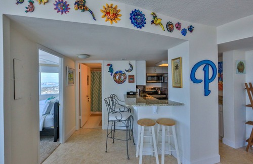 Daytona Beach Shores Condo | PANORAMIC OCEAN VIEWS - PECK PLAZA 22SW Great Amenities/Pool & Hot Tub