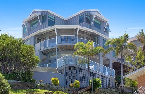 Tugun House | Panoramic Ocean Views - Luxury Family Home - Heated Pool - Pet Friendly!