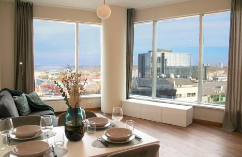 Maakri Apartment | Panoramic Sea View -11th Floor