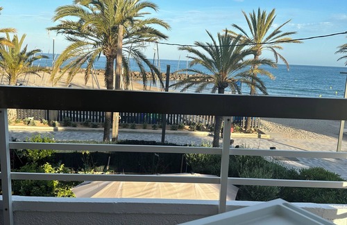 Cubelles Apartment | Panoramic Seafront Apartment: Direct Ocean Views