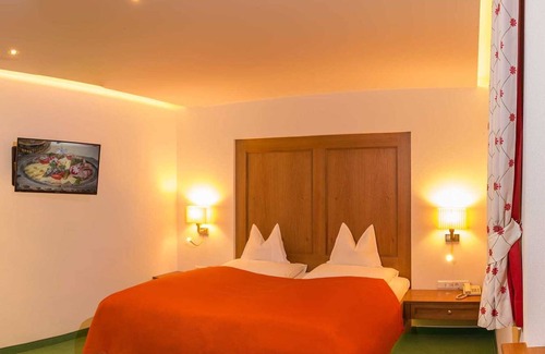 Lech am Arlberg Hotel | Panoramic suite with balcony - Hotel Kristberg