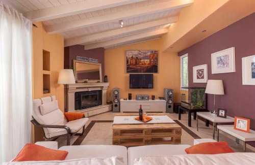 Loutra Edipsou House | Panoramic view!Penthouse 120qm of sea & mountain