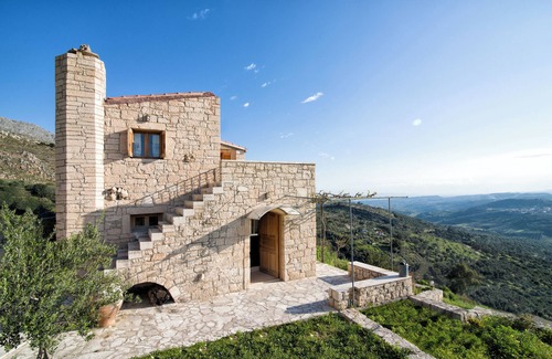 Vlachiana Villa | Panoramic View Villa in OliveGroves