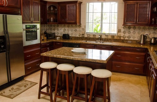 Work Hall House | Panoramic Views Of The Turquoise Ocean
