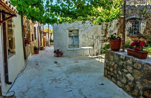 Pagkalochori Villa | Panoramic Villa with Private Pool near Παγκαλοχώρι