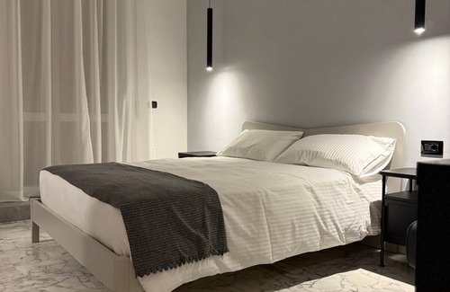 Magna Grecia Bed & Breakfast | Panta Rei Charming Rooms and Spa bright Iris room with balcony