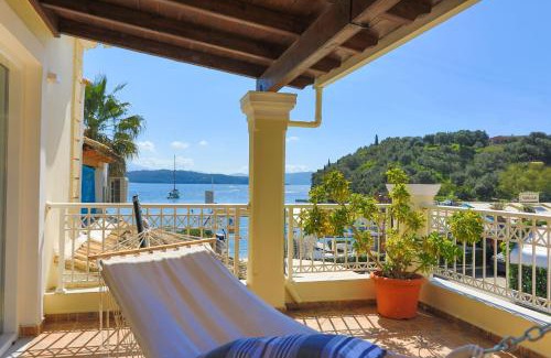 Agios Stefanos Apartment | Paola House