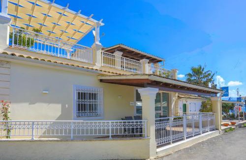 Agios Stefanos Apartment | Paola House
