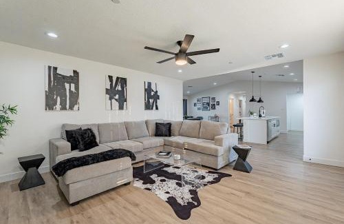 Hy-view House | Papago Haven Private Oasis in Old Town