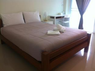 Talat Hotel | Papangkorn House