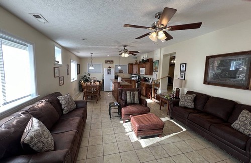 Bluff City House | Pappaw's Fishing Pad #2