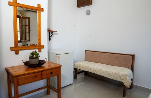 Agios Dimitrios House | Paradeisos Double Room (1)