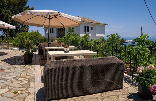 Agios Dimitrios House | Paradeisos Double Room with Balcony (2)