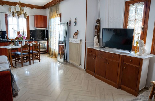 Agios Dimitrios Apartment | Paradeisos Αpartment with Sea View