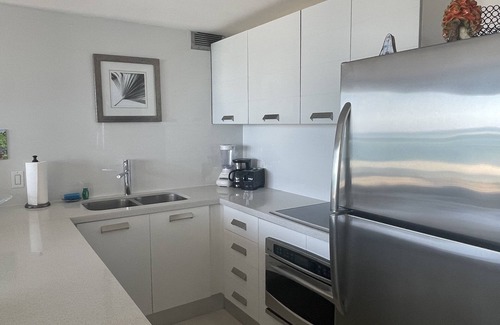 Santurce Apartment | Paradis - Luxurious Apartment with Ocean View and Balcony.