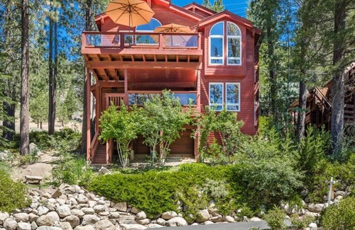 Truckee House | Paradise Awaits by Tahoe Mountain Properties