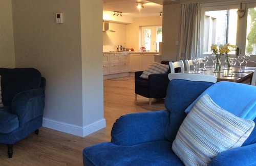 Lofthouse Cottage | Paradise End: Large cottage for families and friends in beautiful rural setting