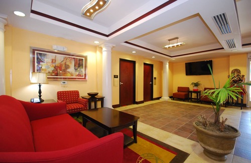 Towanda Hotel | Paradise Inn & Suites