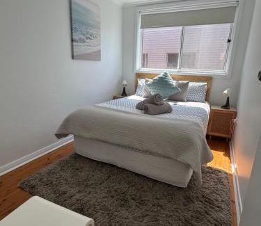 Kiama Downs Apartment | Paradise on Jones Beach Kiama - Beachfront unit with direct beach access & views