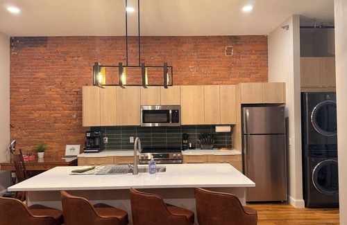 Faribault Apartment | Paradise Perch-Cozy 1-bedroom apartment in downtown Faribault with Arcades.