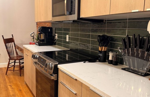 Faribault Apartment | Paradise Perch-Cozy 1-bedroom apartment in downtown Faribault with Arcades.