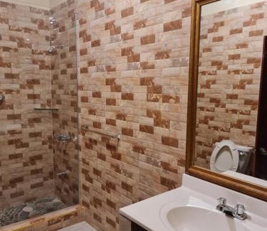 Discovery Bay House | Paradise place Grande twin beds
