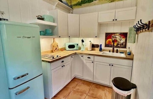 Fort Myers River District House | Paradise Ranch Bunkhouse · Horse Ranch Adventures