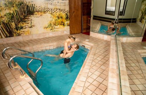 Cresco Resort | Paradise Stream Resort