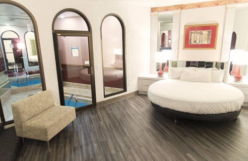 Cresco Hotel | Paradise Stream Resort