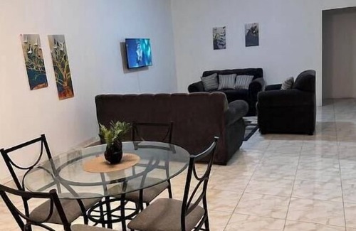 White Hall House | Paradise View Negril - 5 mins from the 7Miles Beach