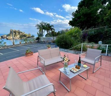 Mazzaro Apartment | Paradisea Taormina Guillhome