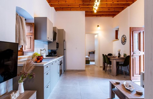 Psalidi House | Paradisi Stone House
