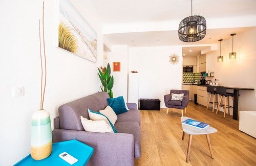 Jean-Medecin Apartment | PARADISIO 2 AP4237 By Riviera Holiday Homes