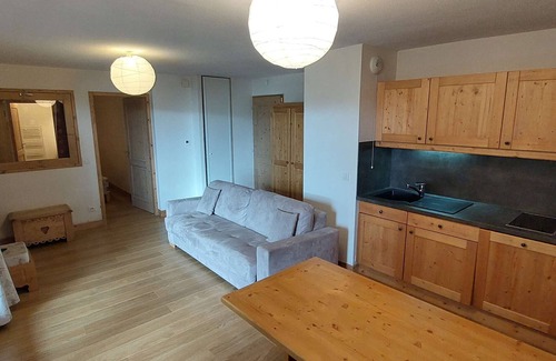 Vallandry Apartment | Paradiski beautiful renovated apartment plan peisey