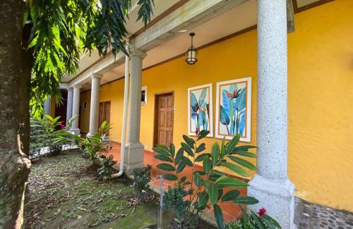 Omoa Hotel | Paraiso Rainforest and Beach Hotel