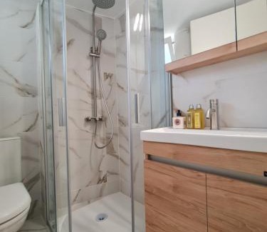 Anatolikos Sinikismos House | Paralia Nest