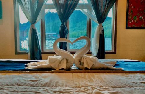 Semporna Resort | Parapat Water Village Resort