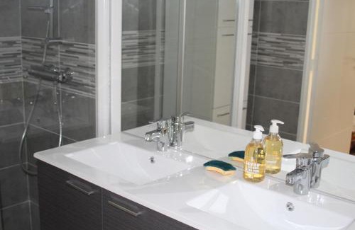 Voiron Apartment | Parcappart