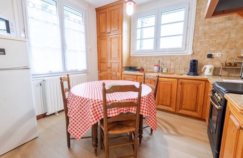 Truyes House | Parenthèse champêtre : house 7 pers.