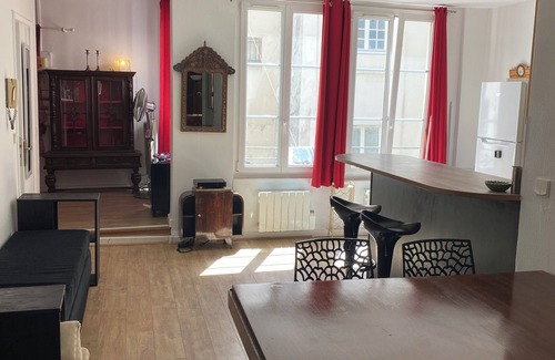 Quinze-Vingts Apartment | Paris, Bastille area. Very nice renovated apartment. Bright. Sleeps 4-6