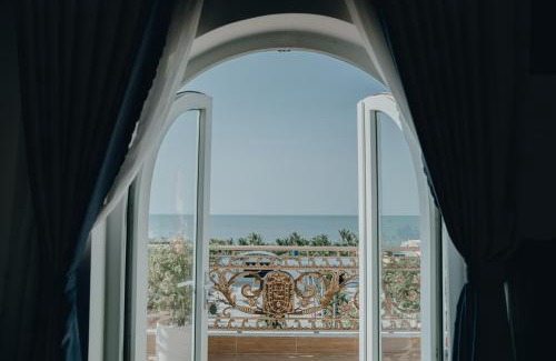 Tuy Phong Hotel | Paris Hotel Bình Thuận