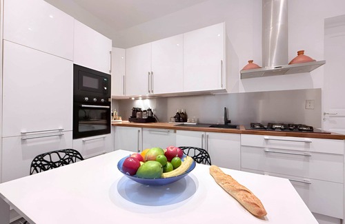 Arts-et-Metiers Apartment | Paris Lyrique, 3 Br/2 Ba, 8 ppl, 130 m²