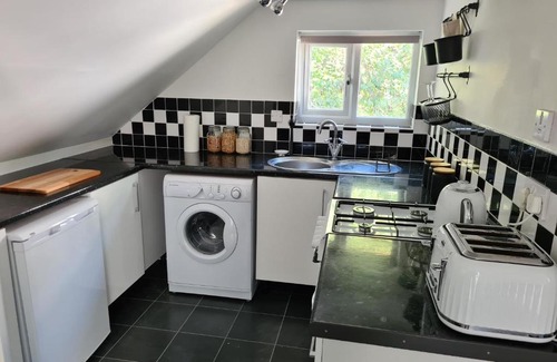 Gwernymynydd House | Park House Self-Contained Annex