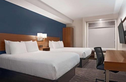 Rutland Hotel | Park Inn by Radisson, Kelowna