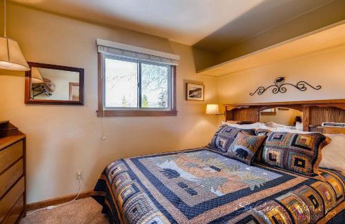 Breckenridge Apartment | Park Meadows 5C by Ski Country Resorts