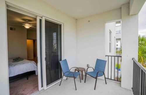Eastwood Village Apartment | Park & Resort Views with Hot Tub & Pool #208