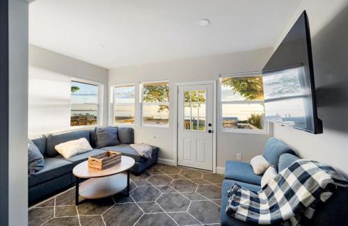 Sylvan Beach House | Park Slice of Heaven - Sleeps 9