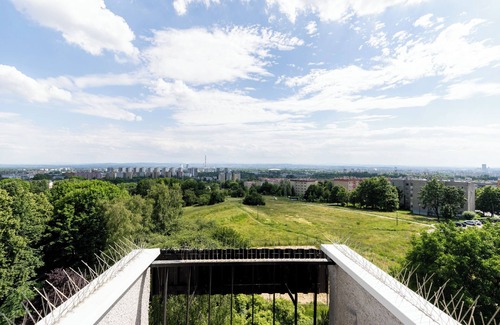 Krakow Apartment | Park Tysiąclecia Grey Studio